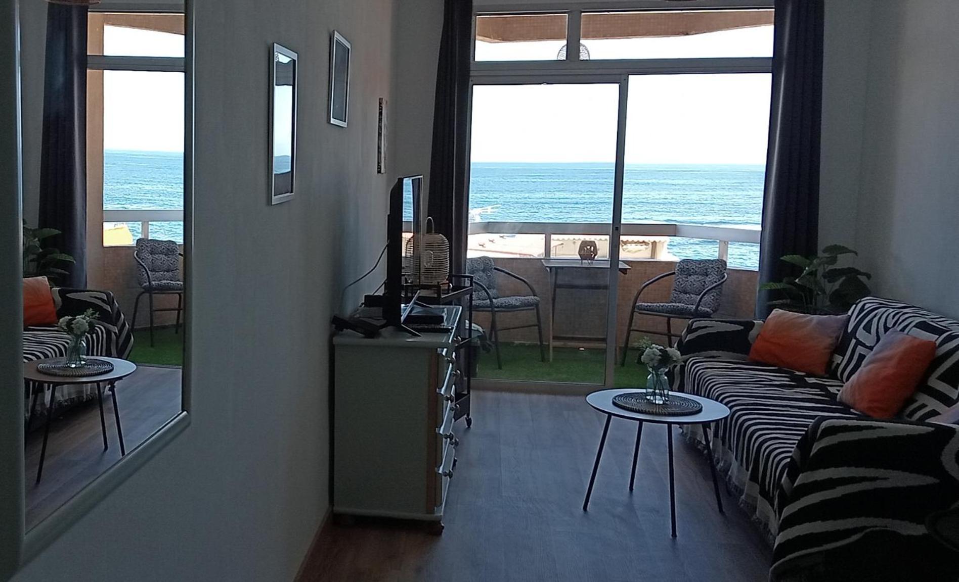 Luas Beachfront House Canteras Apartament